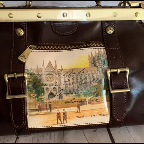 Patricia Nash Discovery Collina Westminster Abbey Satchel - Picture 9 of 10